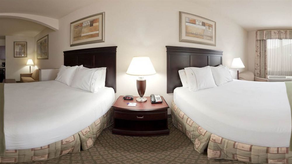 Express And I-45 By Ihg 3*