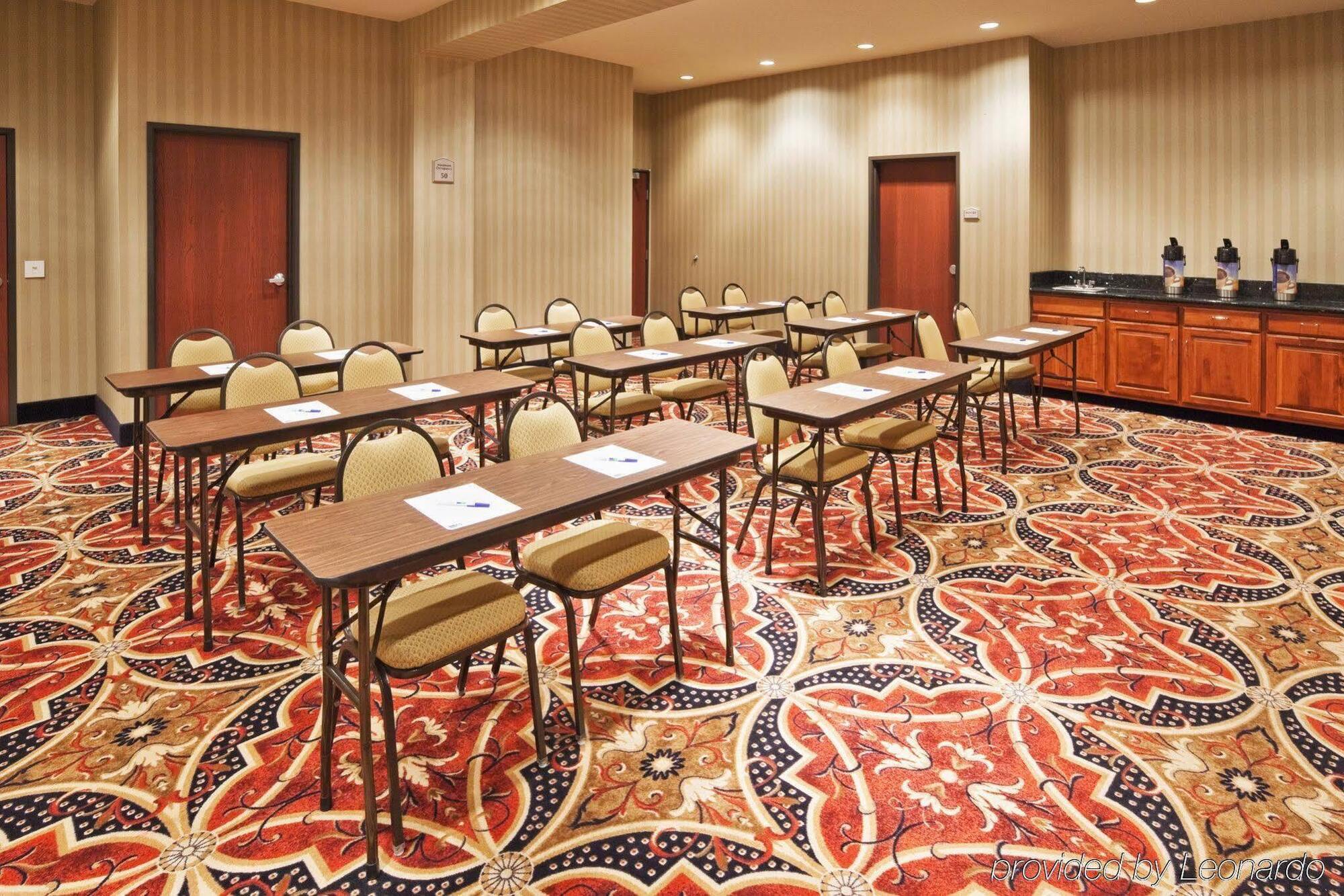 Express And I-45 By Ihg Corsicana